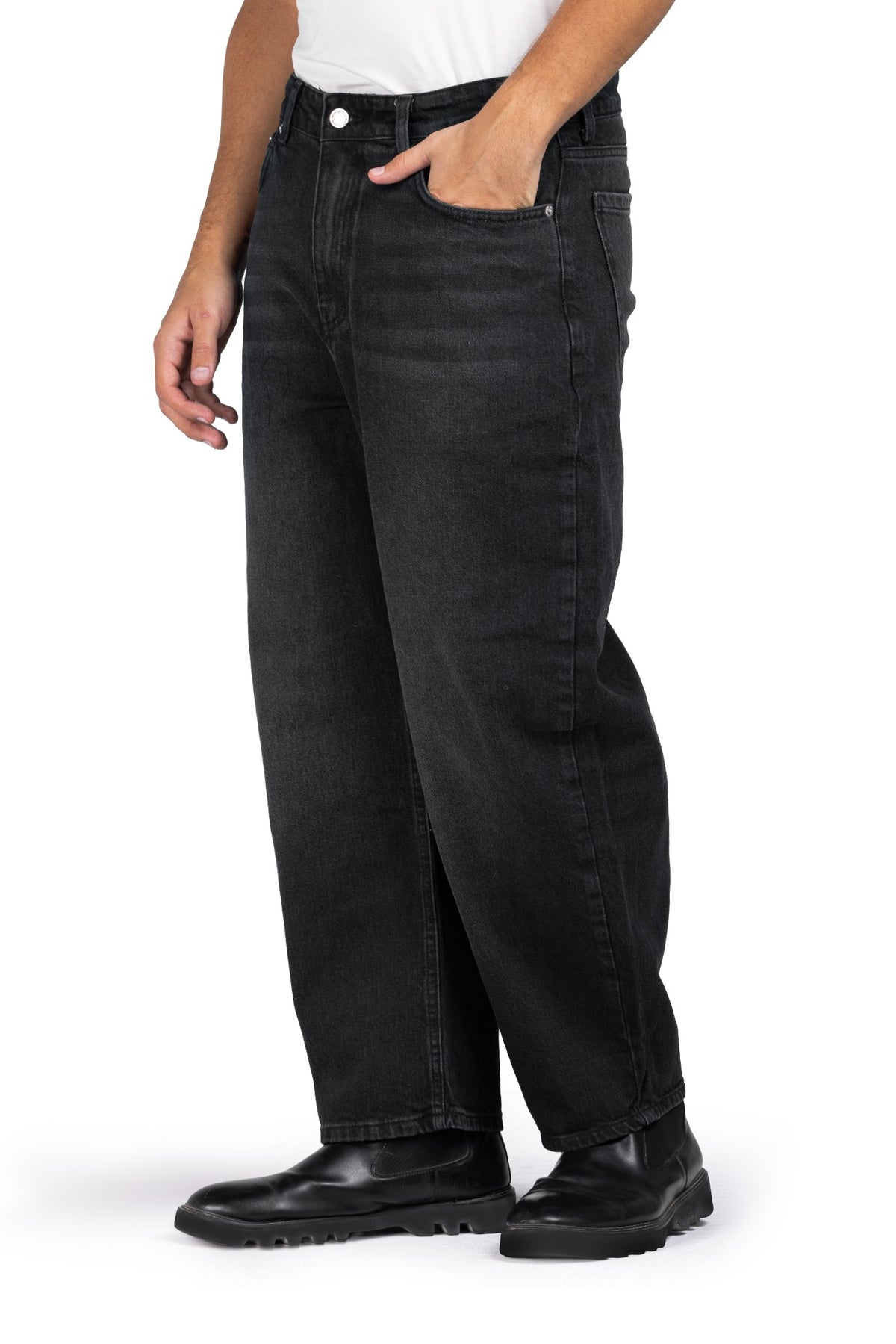Tapered Baggy Denim (RAW)