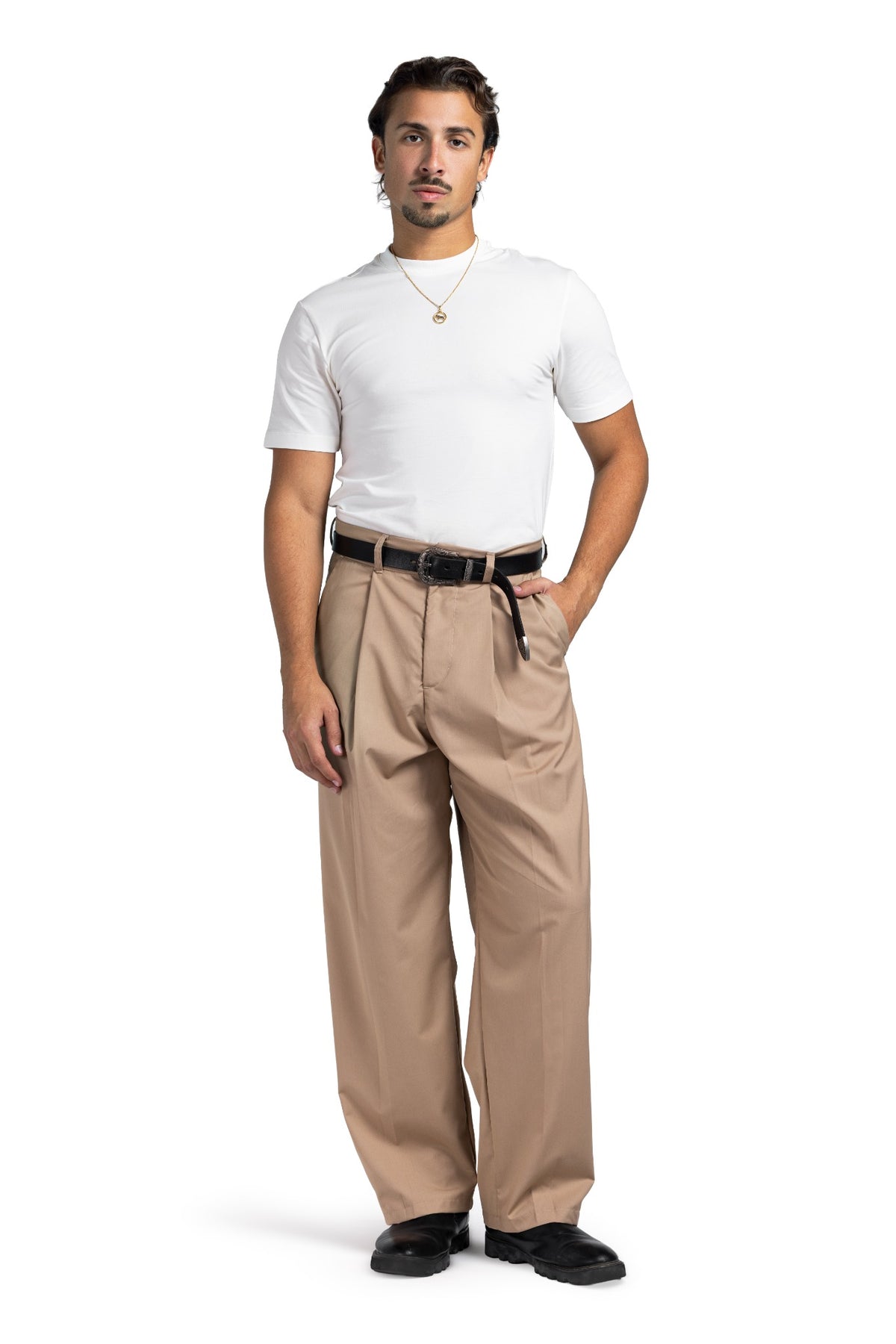 Pleated Tailored (Brown)