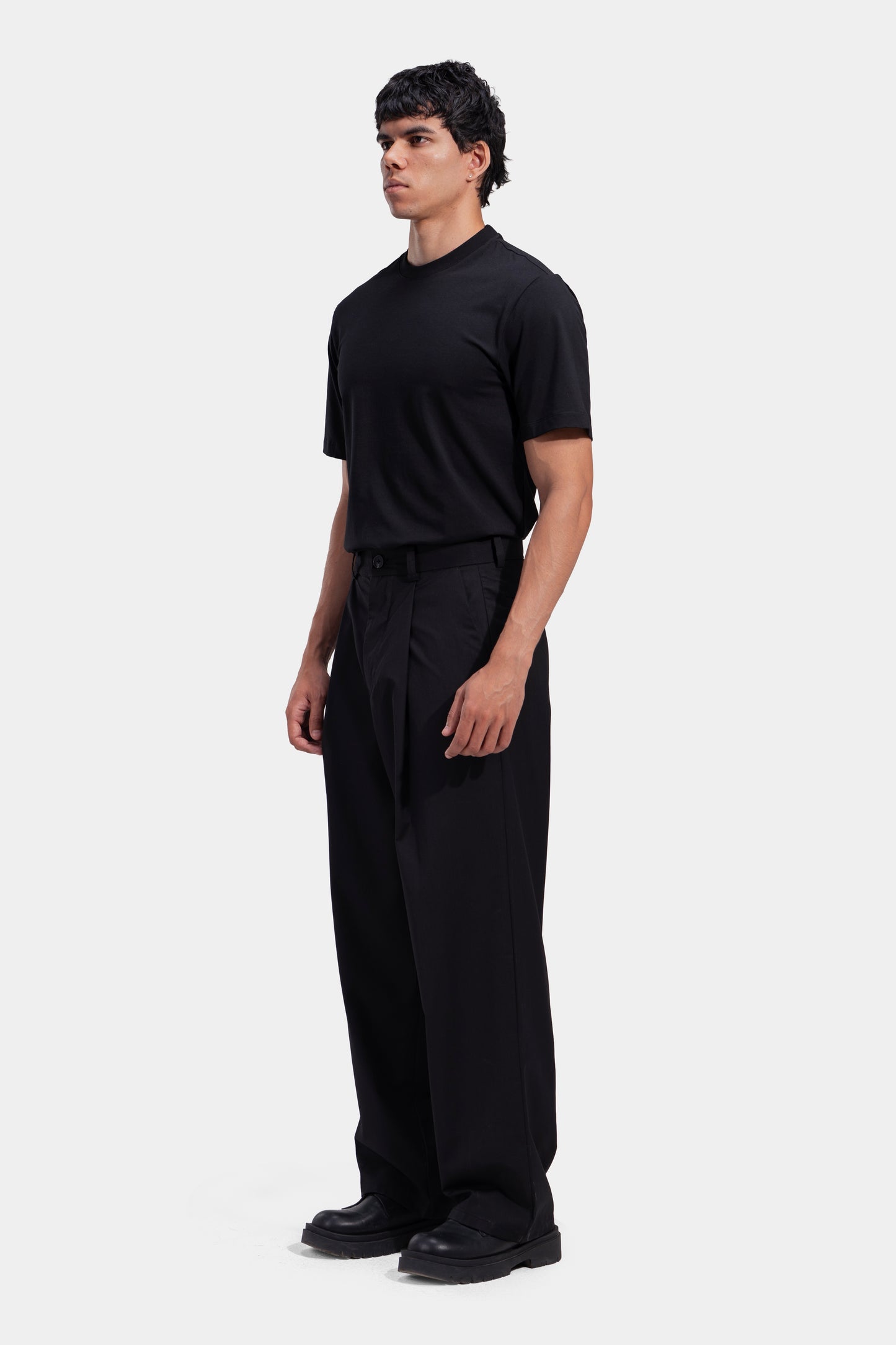 Tapered Waist Pleated Pants