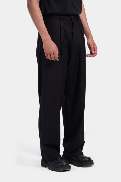 Tapered Waist Pleated Pants