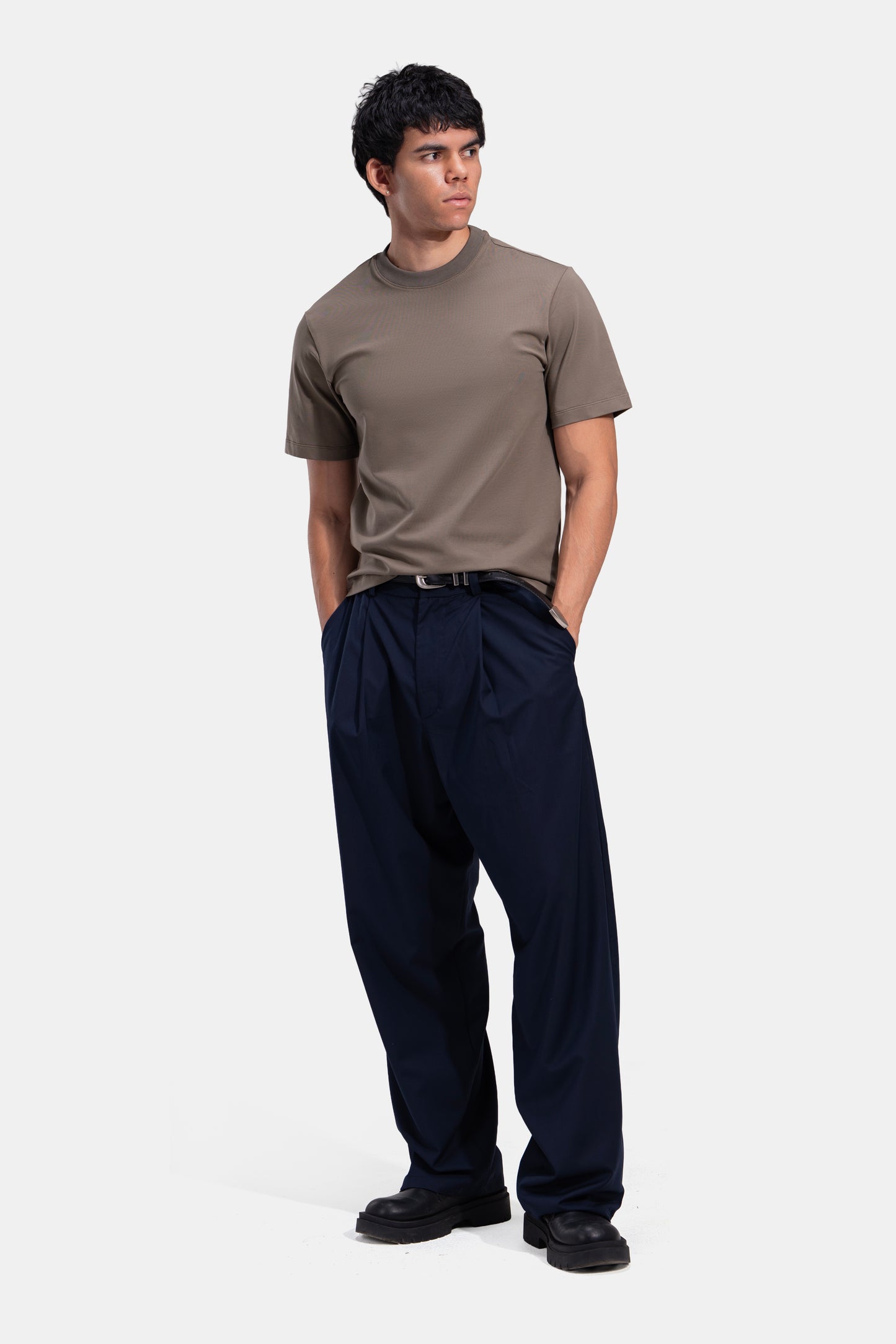 Tapered Waist Pleated Pants