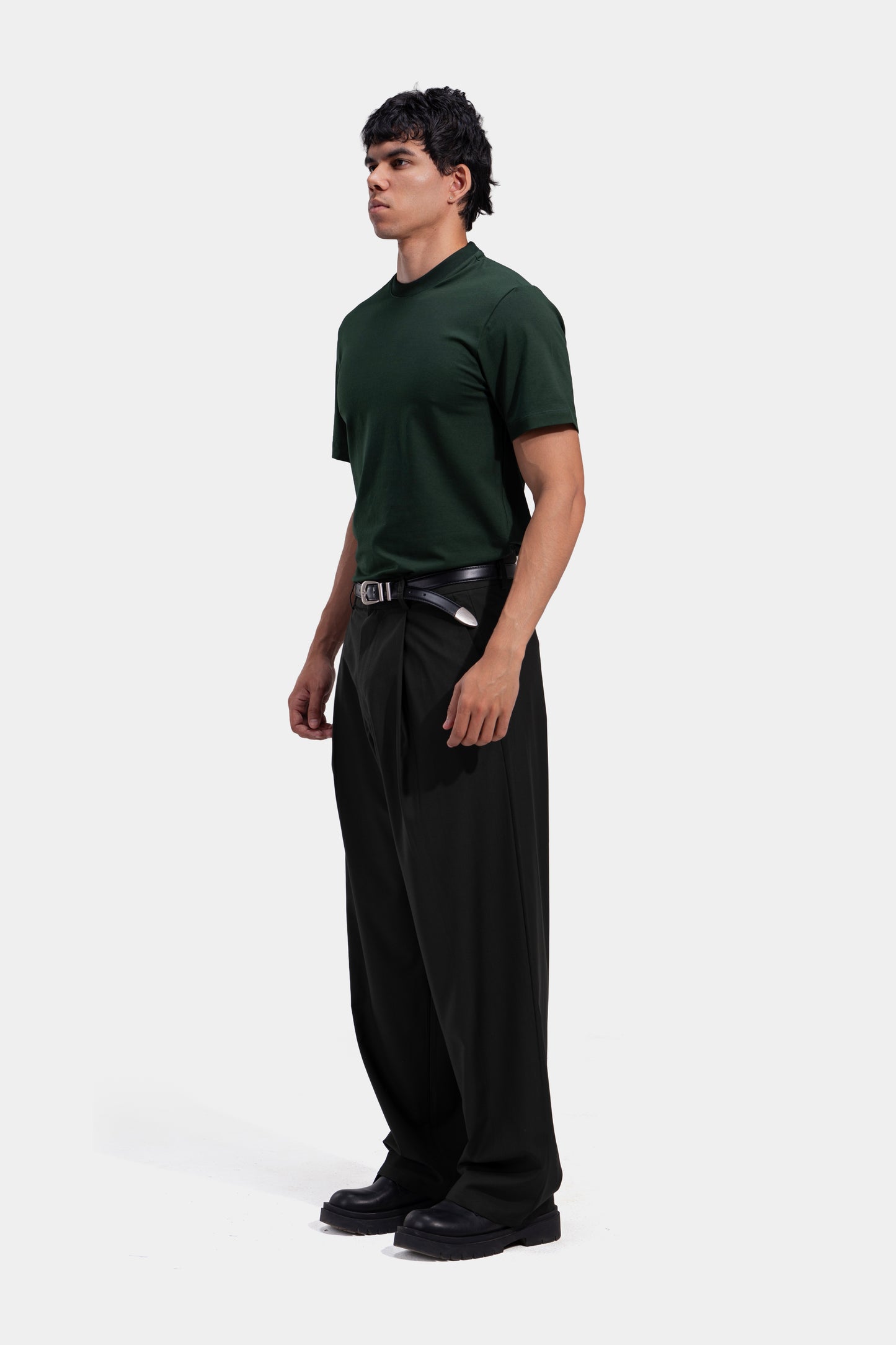 Tapered Waist Pleated Pants