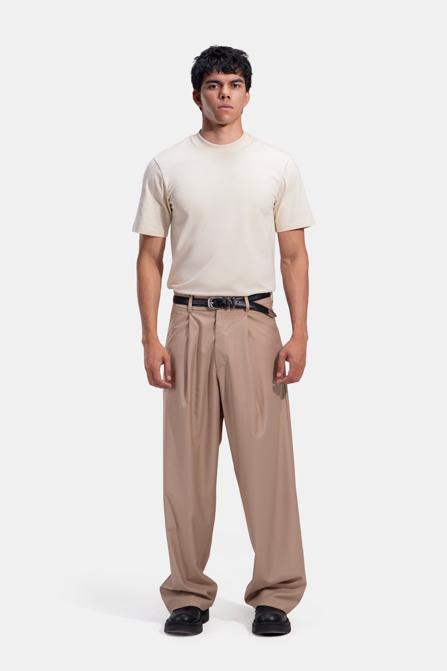 Tapered Waist Pleated Pants